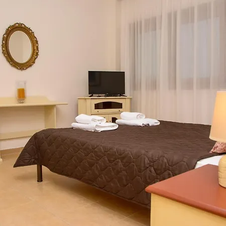 Stefanie's Asprovalta